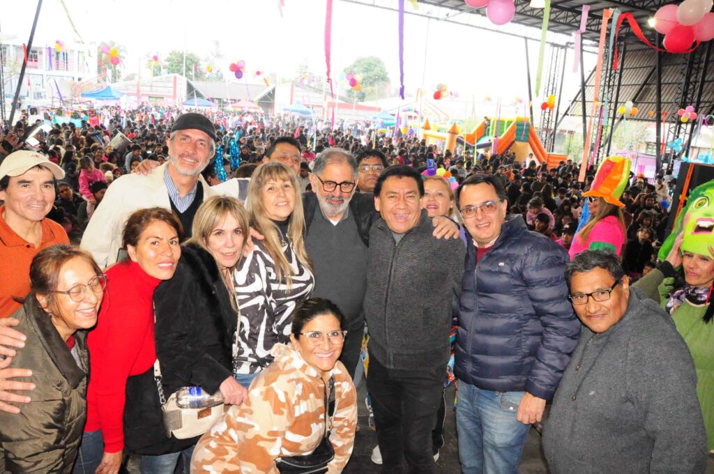 El intendente Jorge cerró el Mes de las Infancias junto a los vecinos ...