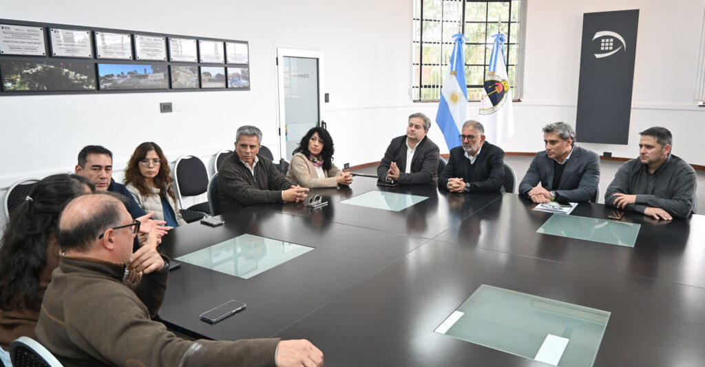El Municipio impulsa medidas para acompañar al comercio local y simplificar las habilitaciones